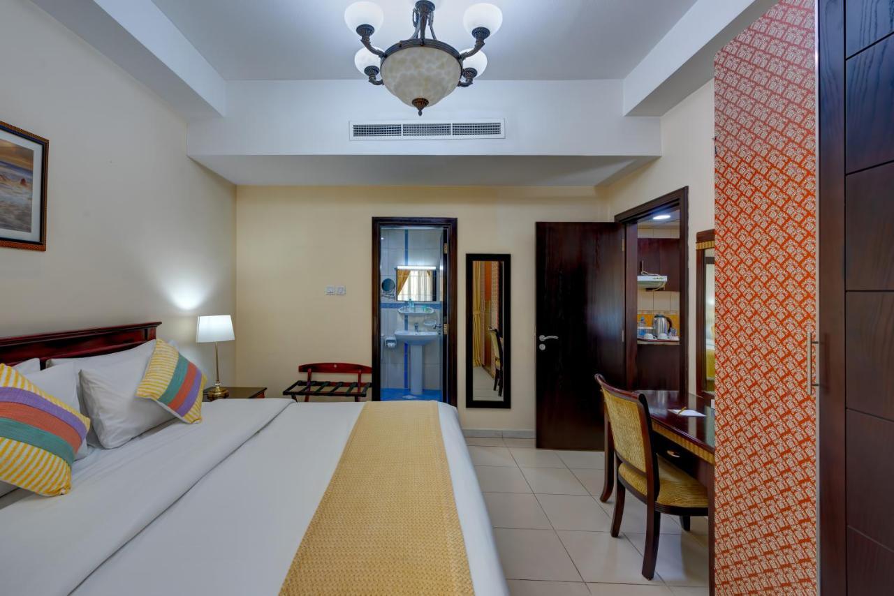 Al Hayat Hotel Apartments Charjah Extérieur photo