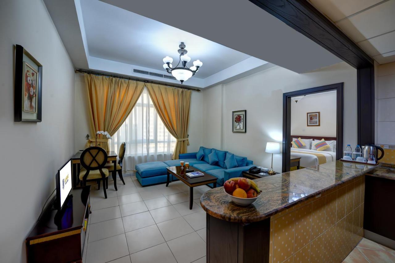 Al Hayat Hotel Apartments Charjah Extérieur photo