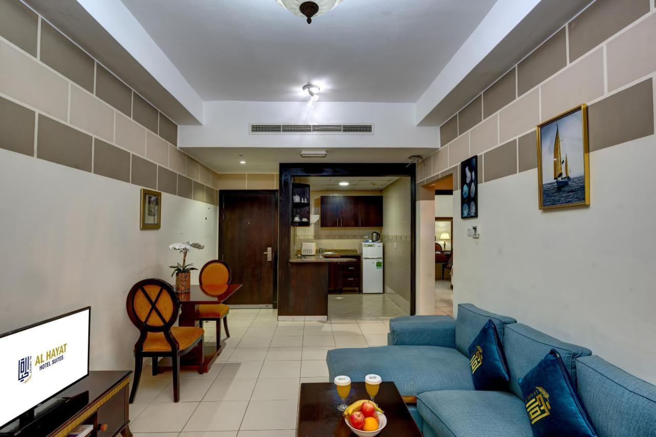 Al Hayat Hotel Apartments Charjah Extérieur photo